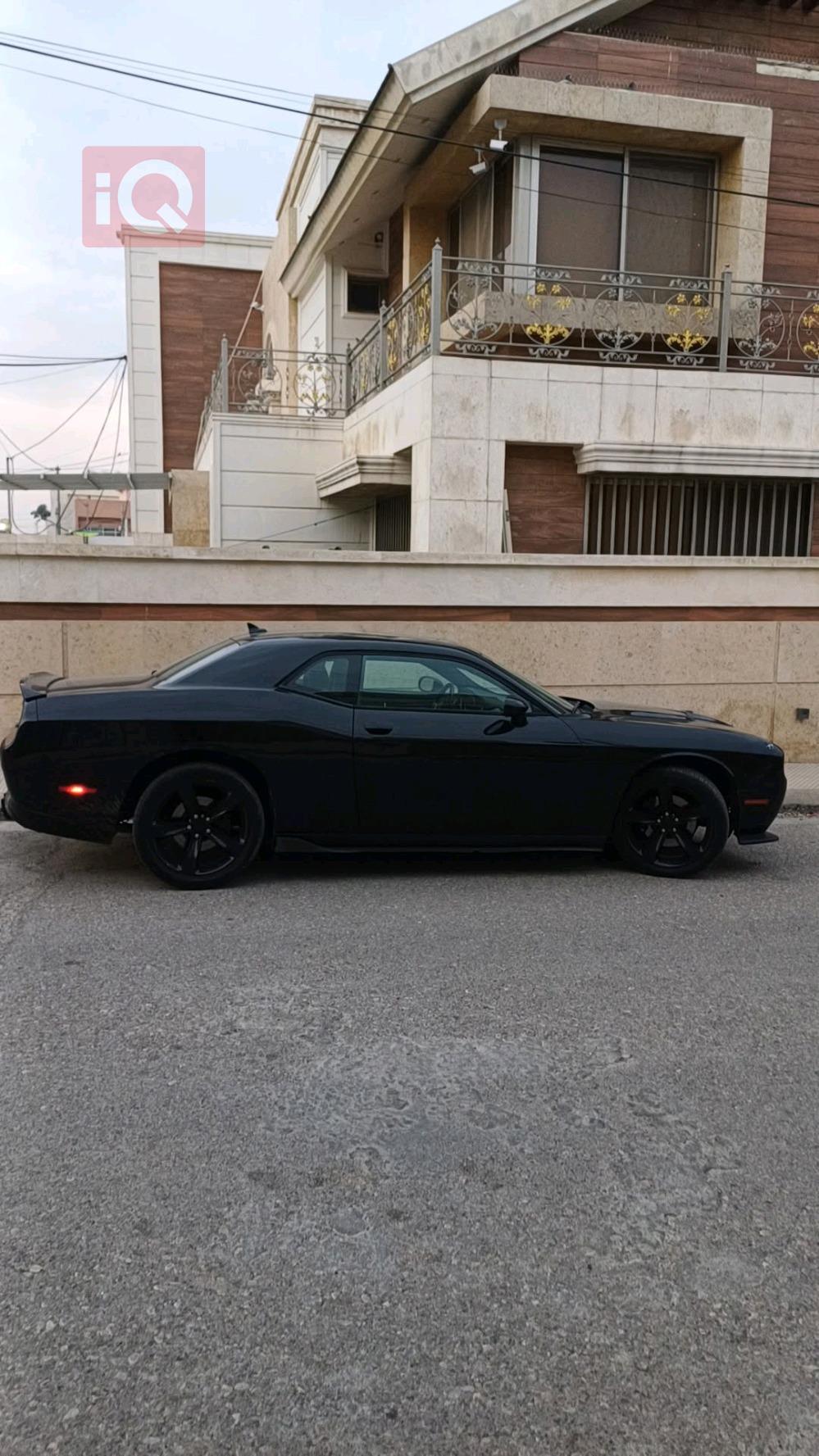 Dodge Challenger